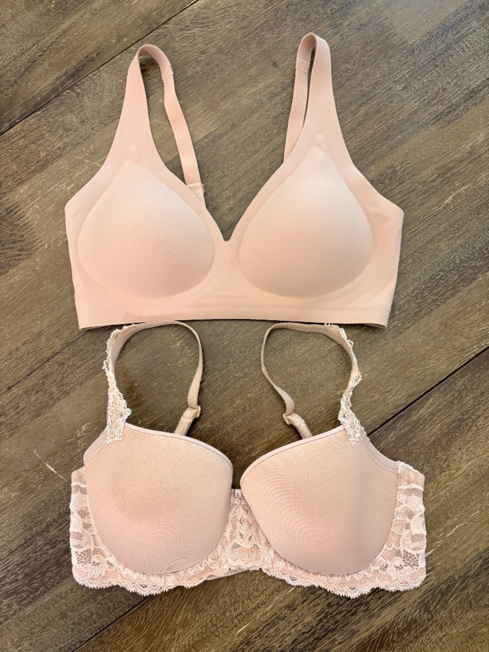 Triumph and Amazon Women's Bras XS